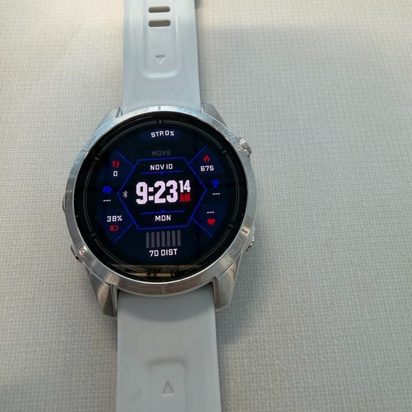 Garmin Epix Pro Gen 2 Smart Fitness Watch with White Band - Picture 2 of 5